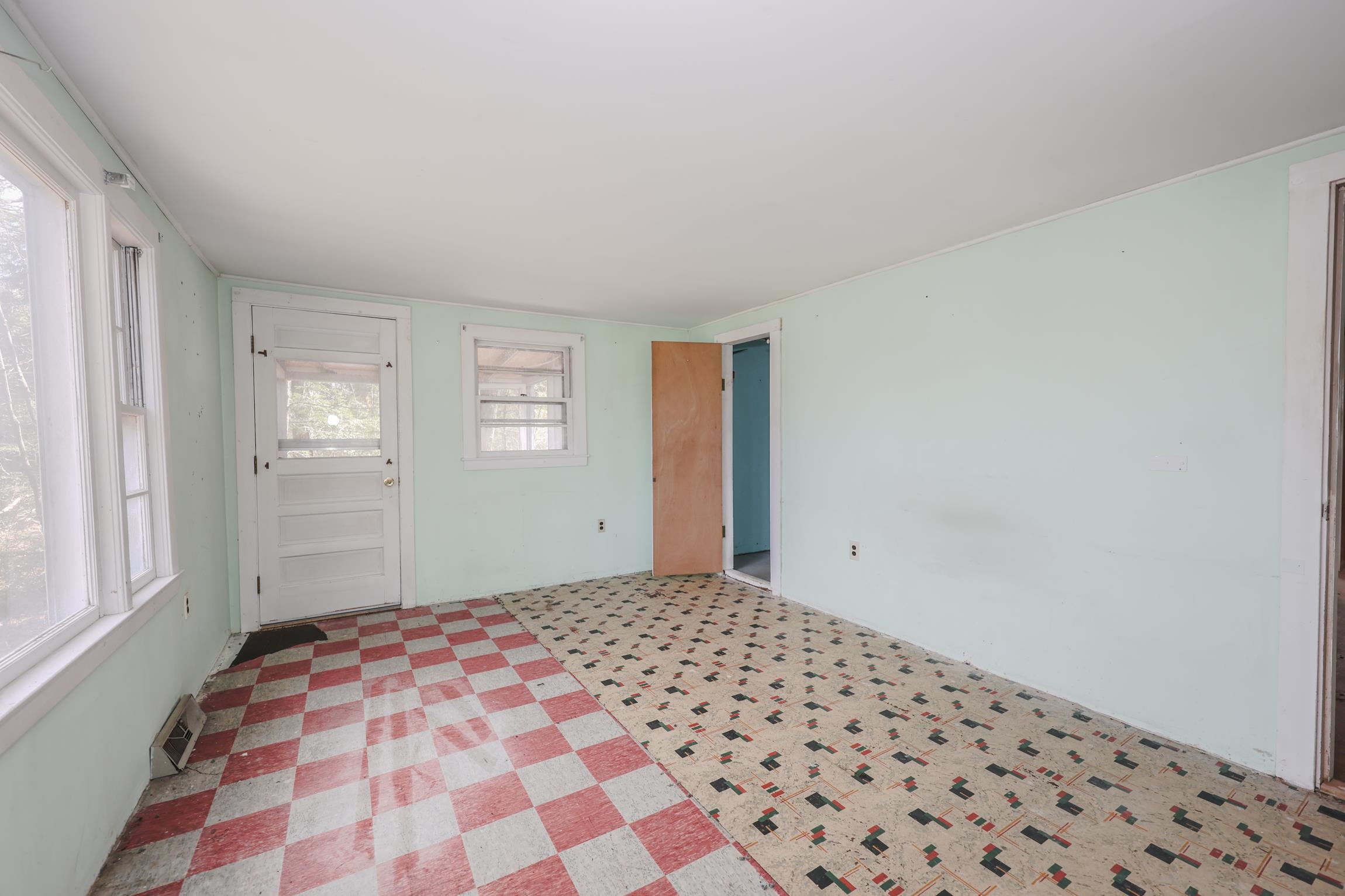 145 Zephyr Lake Road Greenfield, NH 03047 - Photo 17 of 36 Gallery Image 17