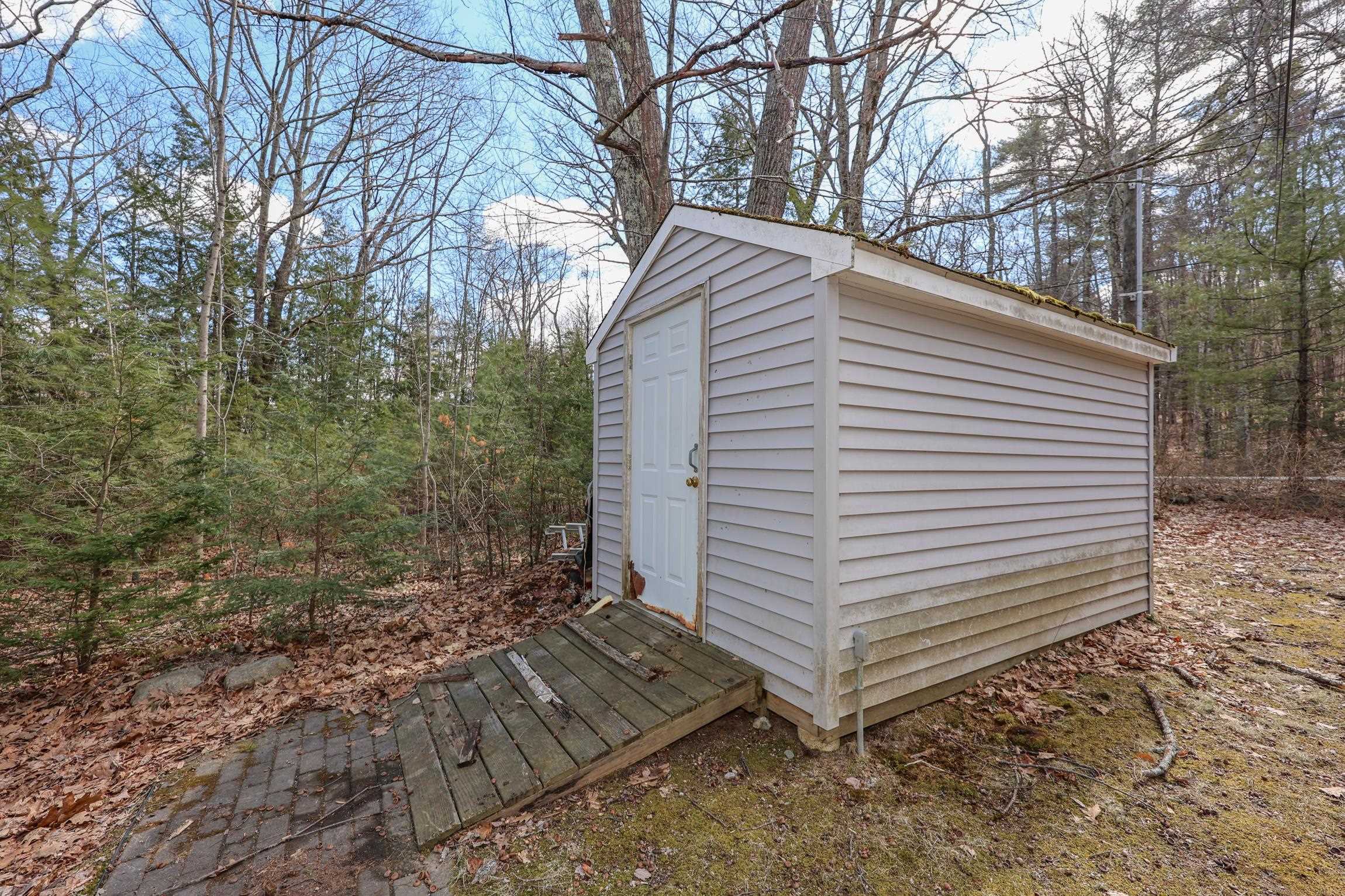 145 Zephyr Lake Road Greenfield, NH 03047 - Photo 3 of 36 Gallery Image 3
