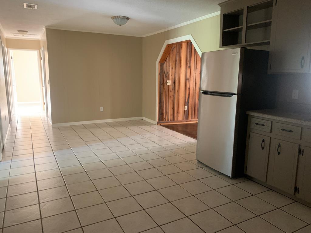 697 South Park Road Slocomb, AL 36375 - Photo 9 of 39
