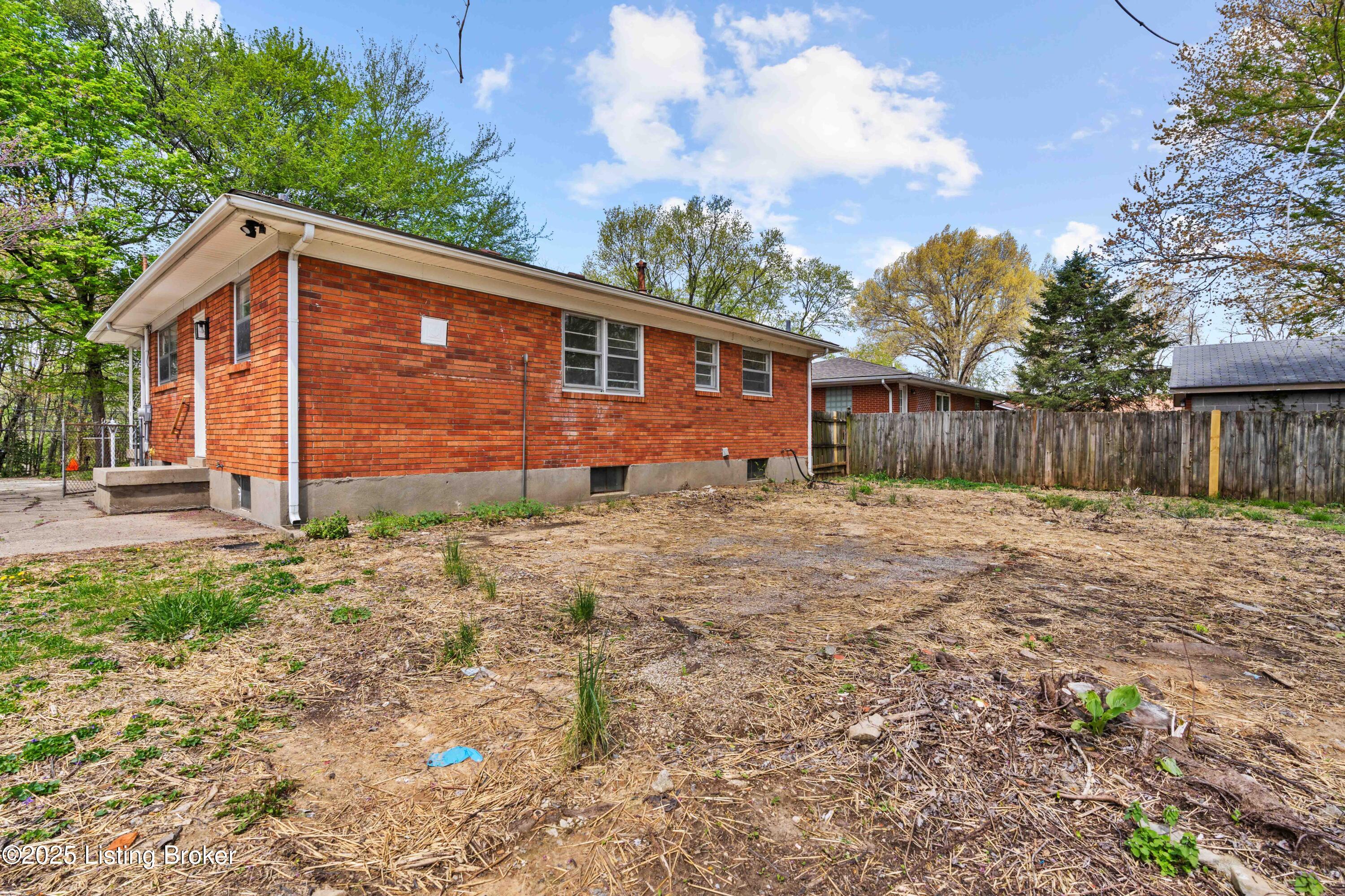 7131 Cane Run Road Louisville, KY 40258 - Photo 31 of 33 DON00228