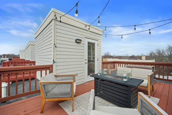 $469,900 | 220 East Reservoir Avenue, Milwaukee, WI 53212