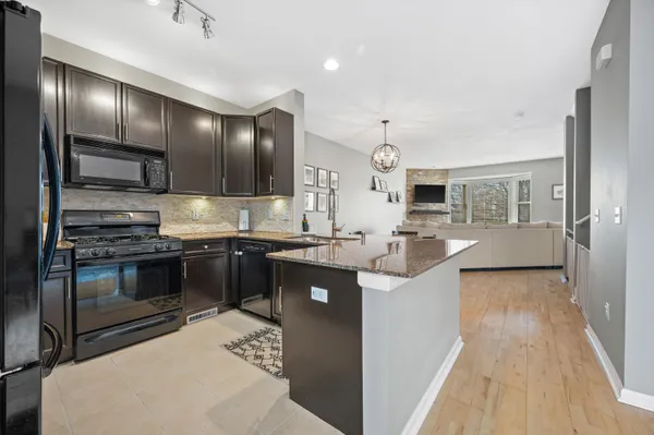 $469,900 | 220 East Reservoir Avenue, Milwaukee, WI 53212