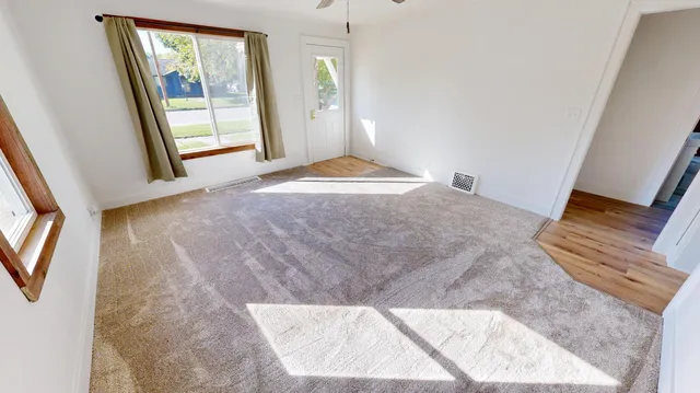 $115,000 | 320 Dupont Avenue Northwest, Renville, MN 56284