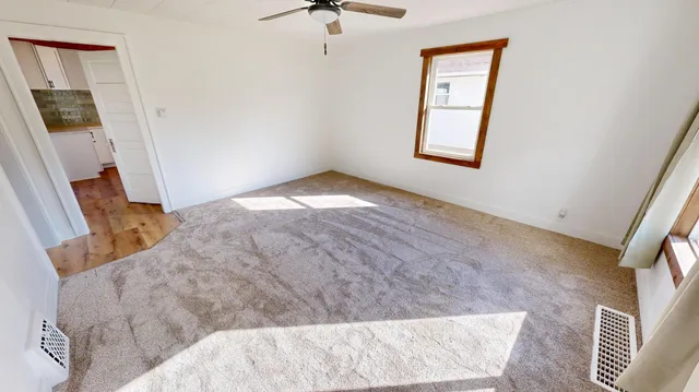 $115,000 | 320 Dupont Avenue Northwest, Renville, MN 56284