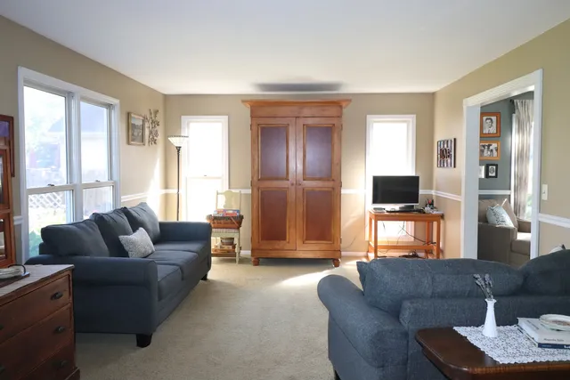 $419,000 | 1900 Waverly Lane, Algonquin, IL 60102