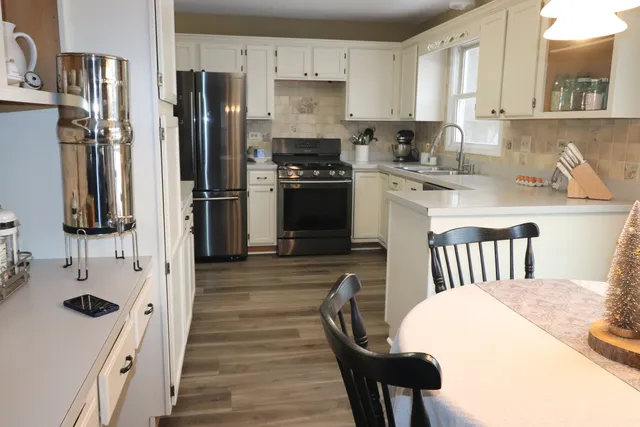 $419,000 | 1900 Waverly Lane, Algonquin, IL 60102