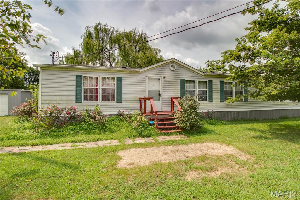 200 Spangle Road West Livingston, IL 62058 - Photo 13 of 50