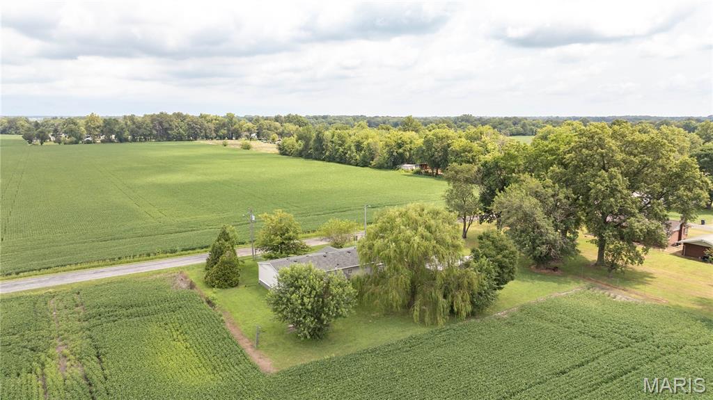200 Spangle Road West Livingston, IL 62058 - Photo 4 of 50