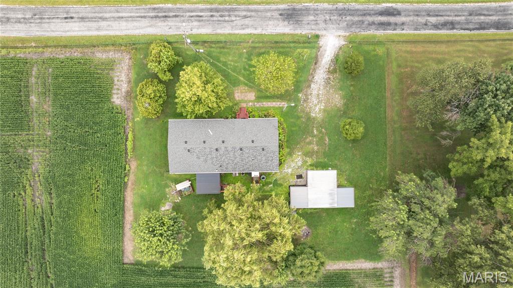 200 Spangle Road West Livingston, IL 62058 - Photo 7 of 50