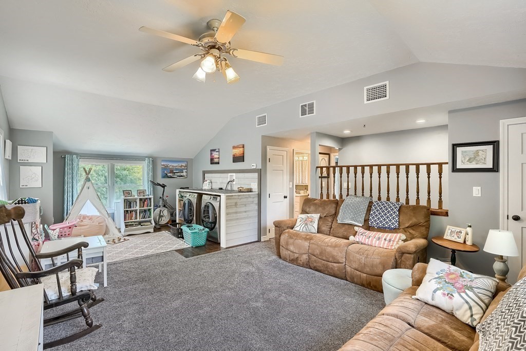 3 Harborview Road Hull, MA 02045 - Photo 23 of 29 Gallery Image 23