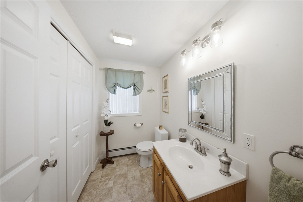 125 Carruth Road Templeton, MA 01468 - Photo 14 of 31