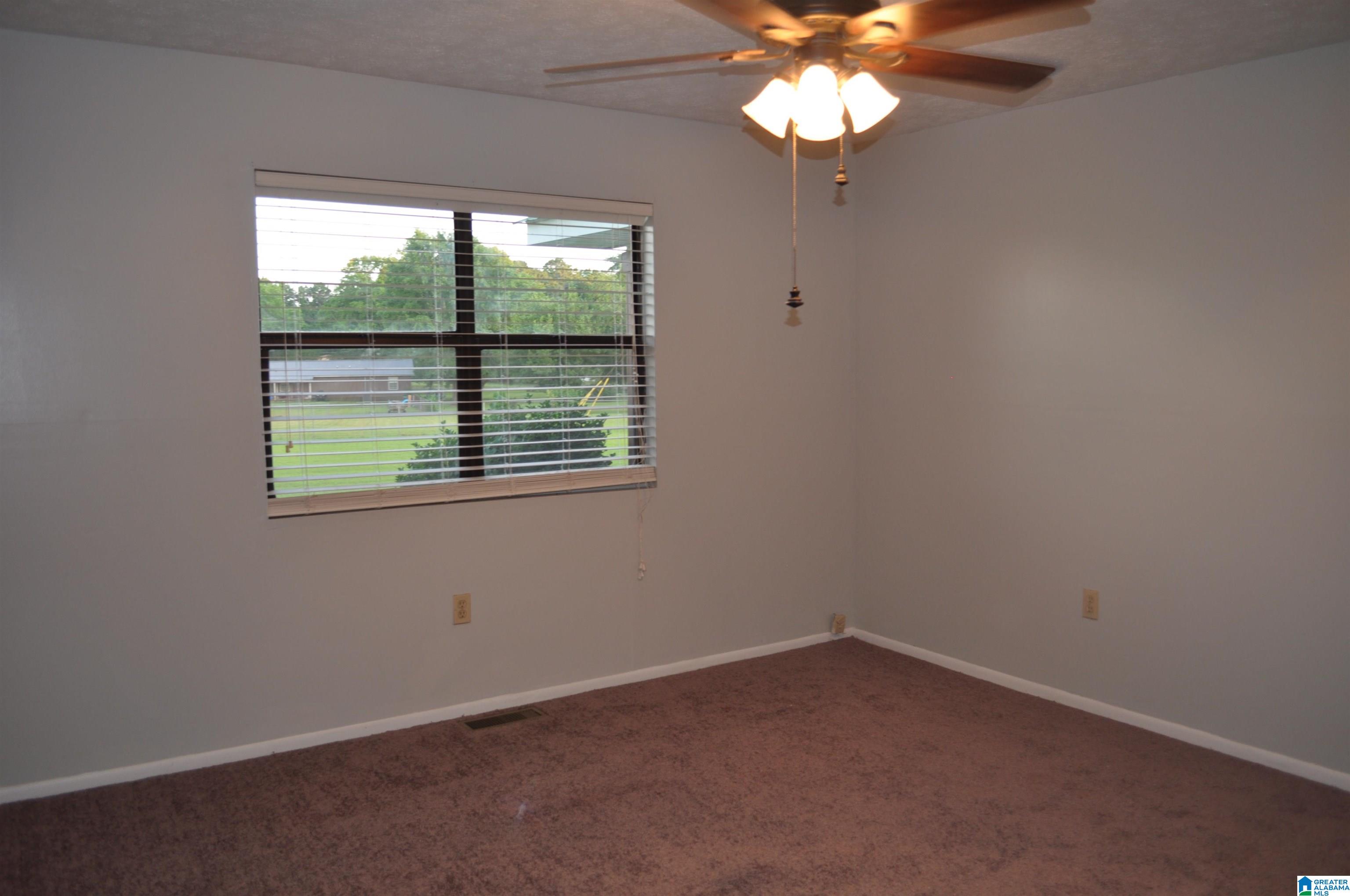2068 Berry Road Selma, AL 36701 - Photo 8 of 22