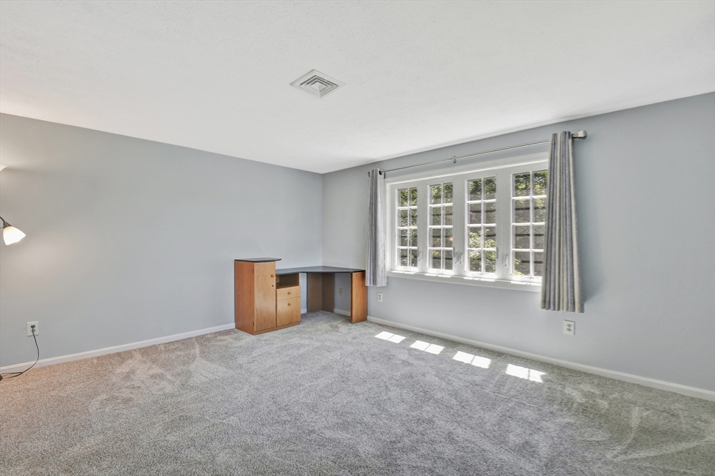 51 Fox Meadow Road, Unit H Leominster, MA 01453 - Photo 19 of 34