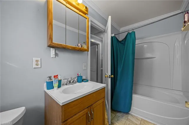 $215,000 | 1215 Cleveland Avenue, Burlington, NC 27217