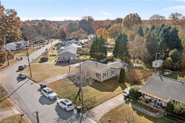 $215,000 | 1215 Cleveland Avenue, Burlington, NC 27217