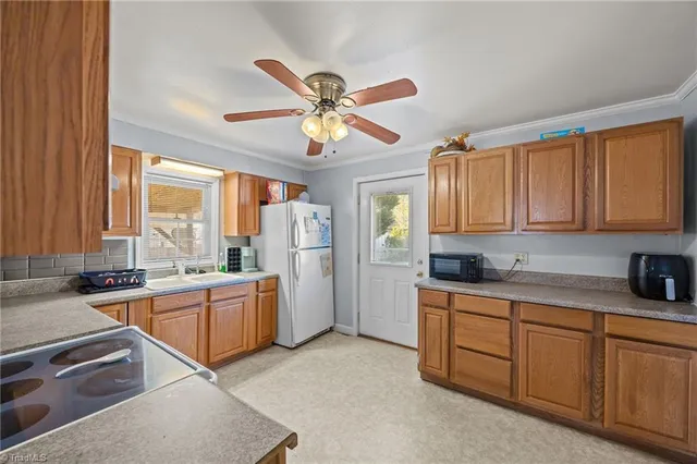 $215,000 | 1215 Cleveland Avenue, Burlington, NC 27217