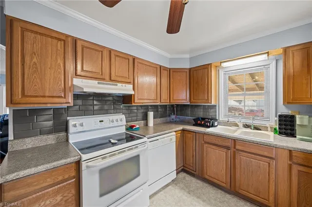 $215,000 | 1215 Cleveland Avenue, Burlington, NC 27217