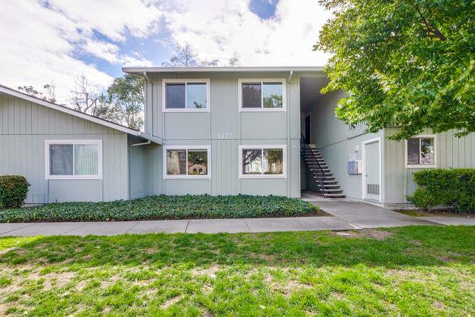 1127 Reed Avenue, Unit B Sunnyvale, CA 94086 - Photo 3 of 58 a front view of a house with a yard