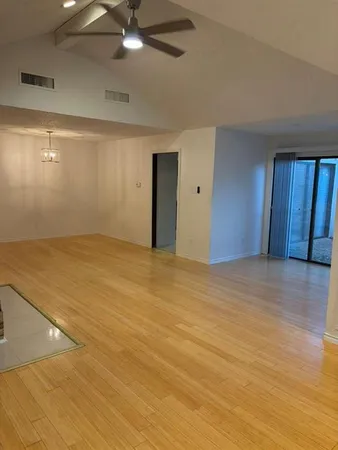 a view of empty room with window