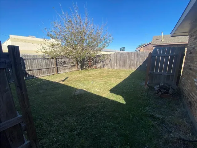 $1,950 | 1109 Wimbledon Lane, Plano, TX 75075