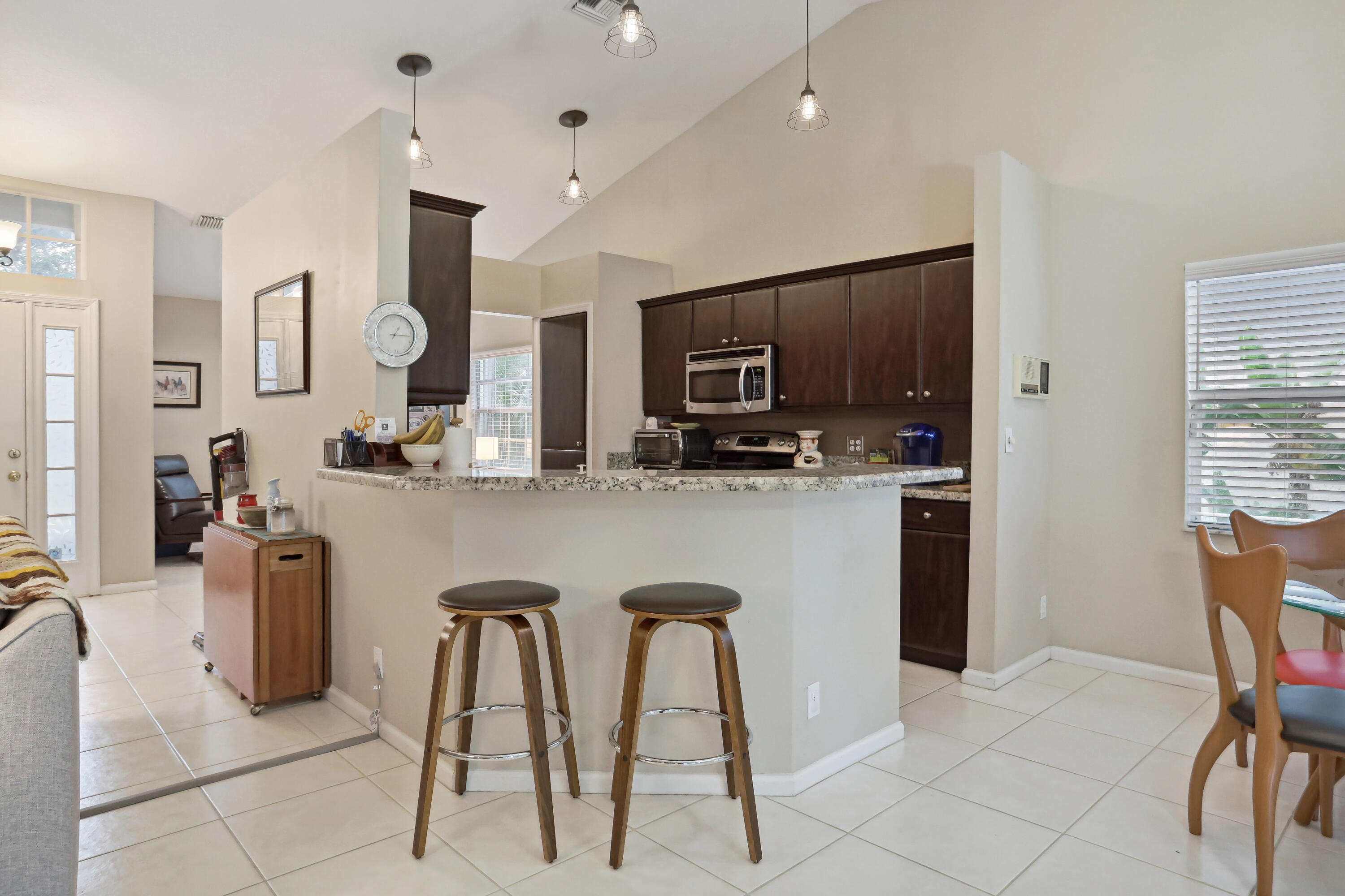 3805 Riverside Way Delray Beach, FL 33445 - Photo 7 of 26 0E2A0763