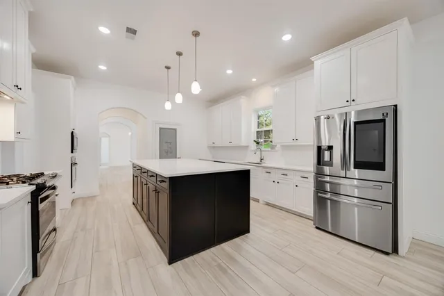 $925,000 | 1016 Silver Creek Azle Road, Azle, TX 76020