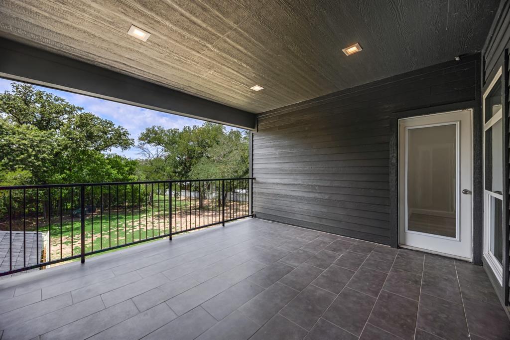 1016 Silver Creek Azle Road Azle, TX 76020 - Photo 20 of 40 View of patio / terrace