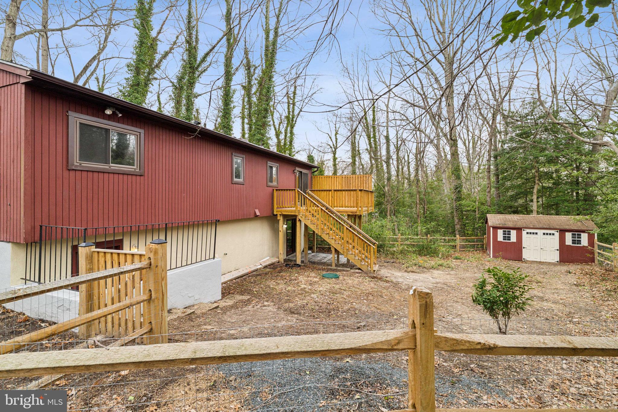 698 Benfield Road Severna Park, MD 21146 - Photo 26 of 28 a house view with a wooden fence