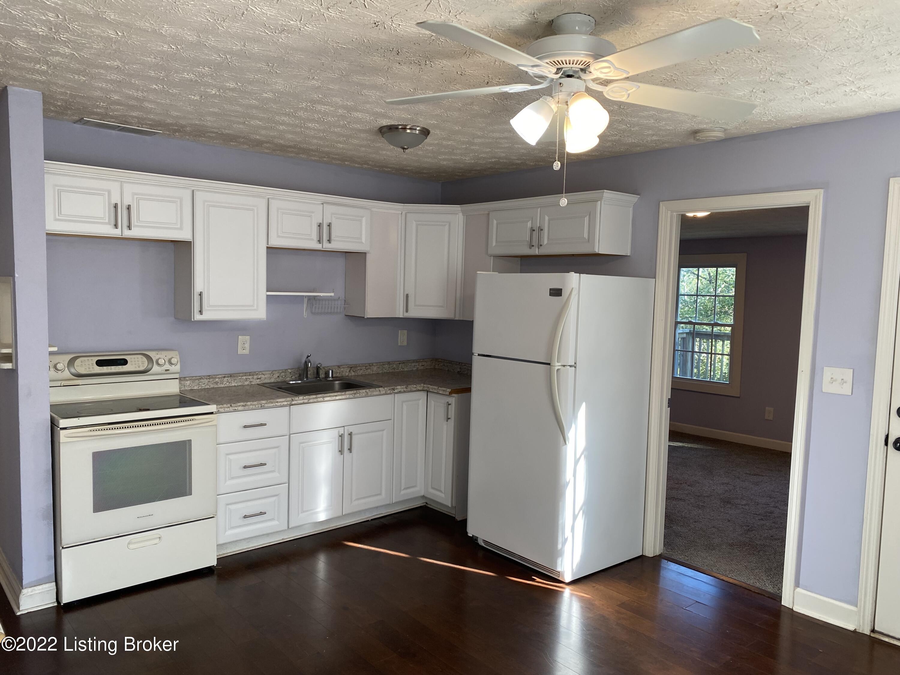 3064 University Road Louisville, KY 40206 - Photo 12 of 20 IMG_5152