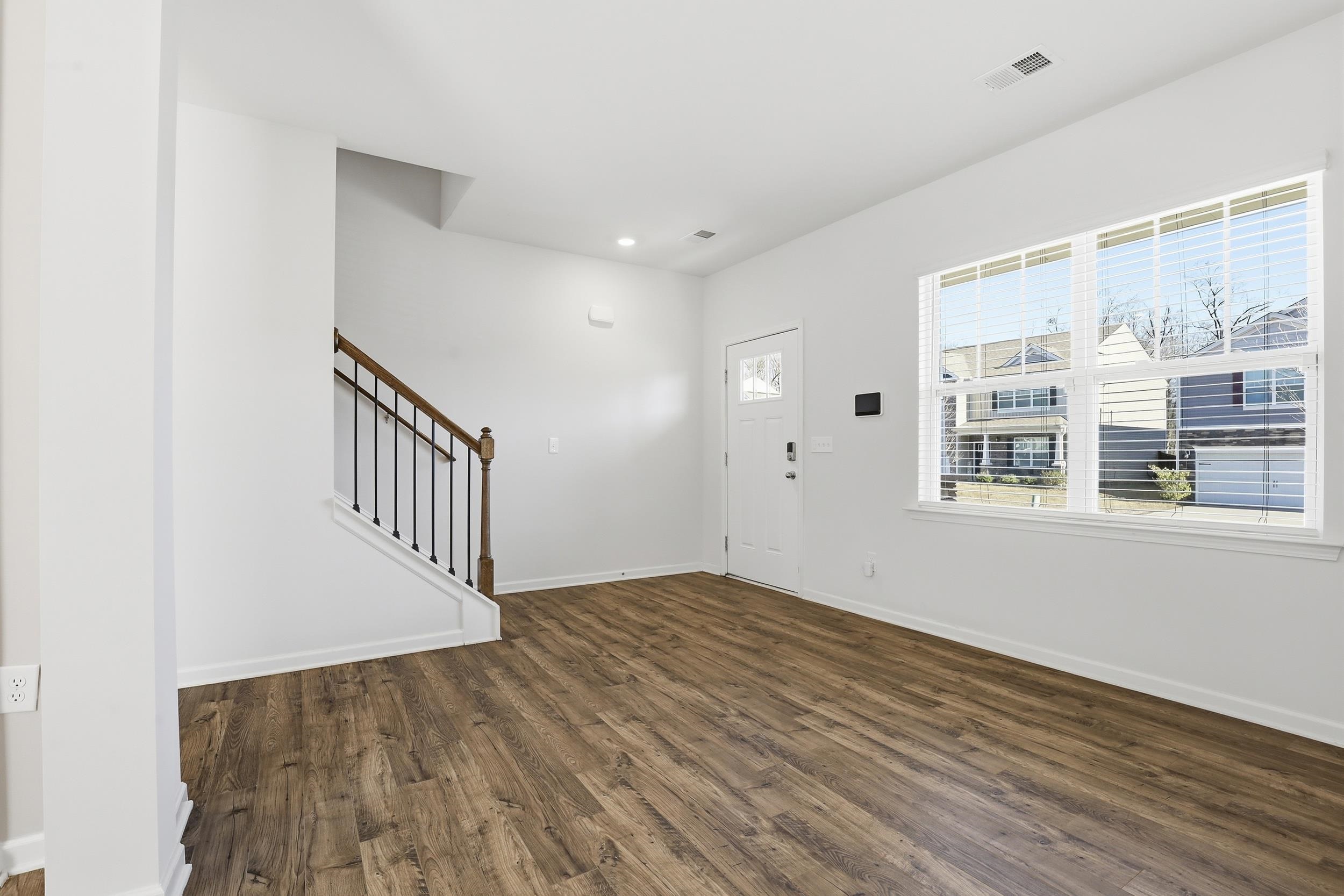 421 Millridge Road Piedmont, SC 29673 - Photo 3 of 26