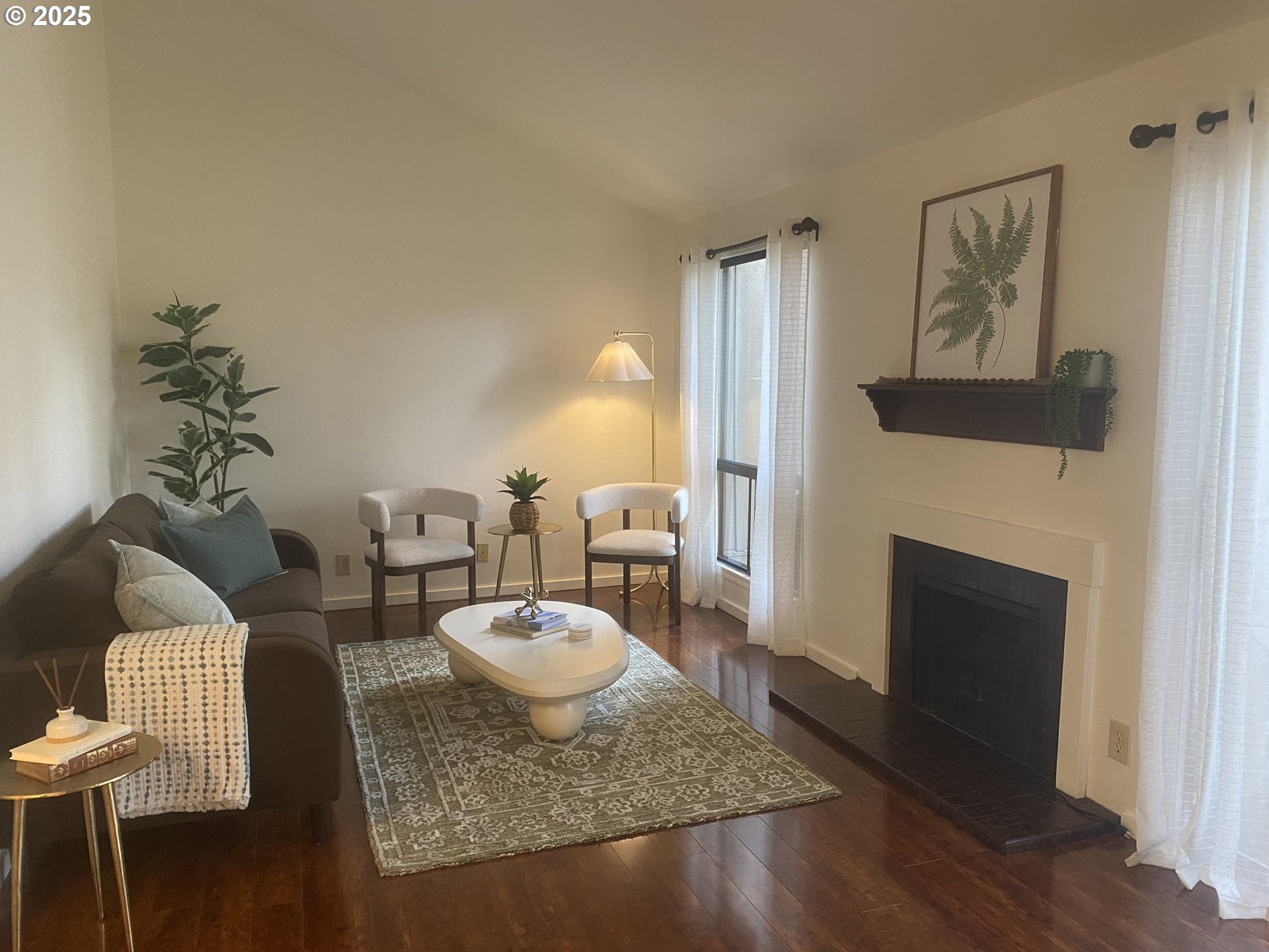 212 Trailside Loop Eugene, OR 97405 - Photo 1 of 48 Gallery Image 1