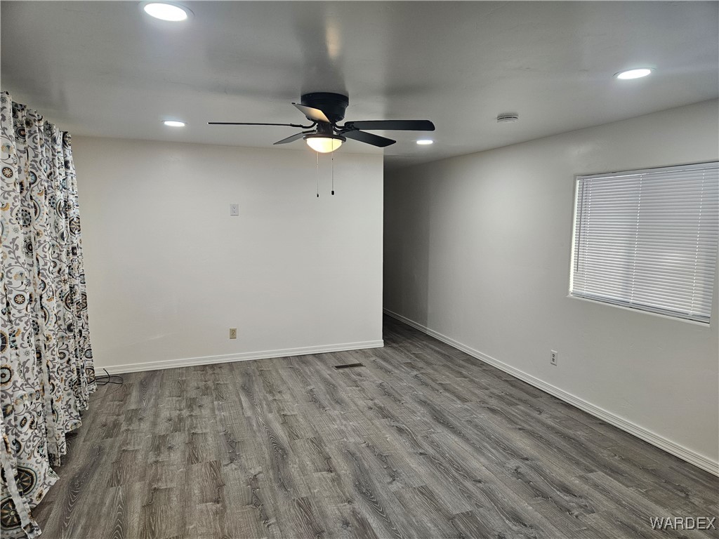 1705 Ramar Road Bullhead City, AZ 86442 - Photo 5 of 14 Living Room