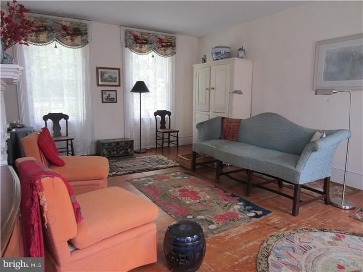 539 Pretty Brook Road Princeton, NJ 08540 - Photo 3 of 25 Living Room