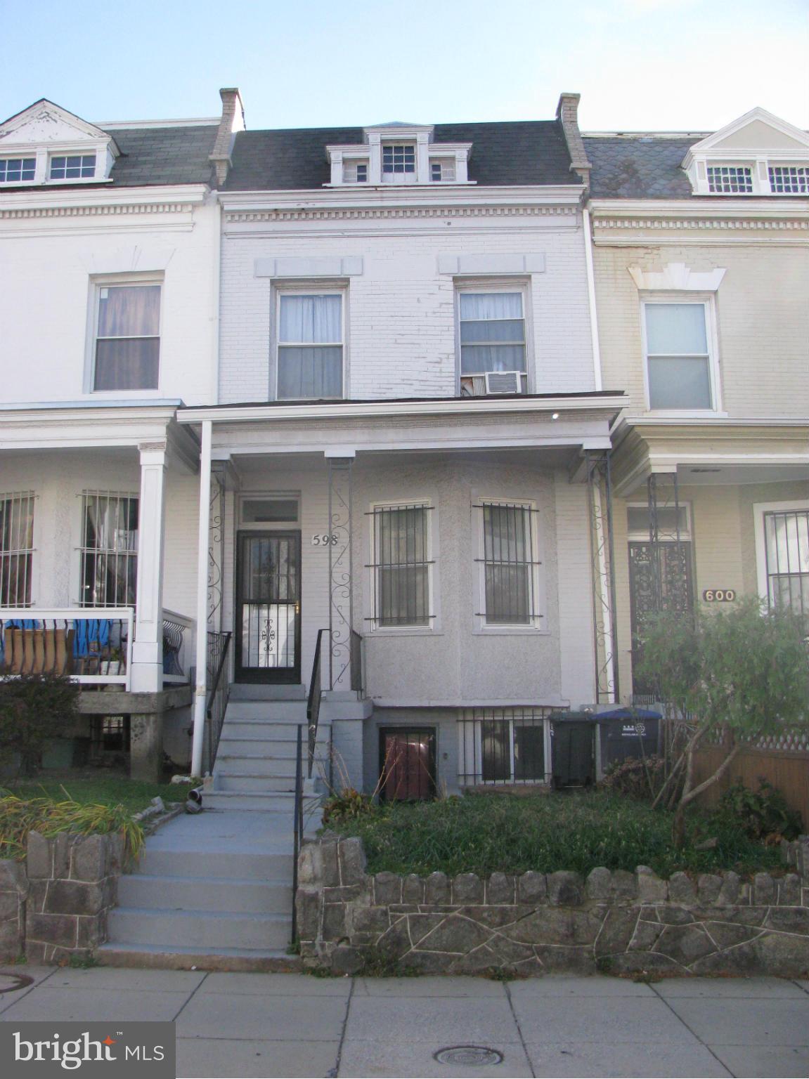 598 Park Road Northwest Washington, DC 20010 - Photo 1 of 23 Exterior (Front)