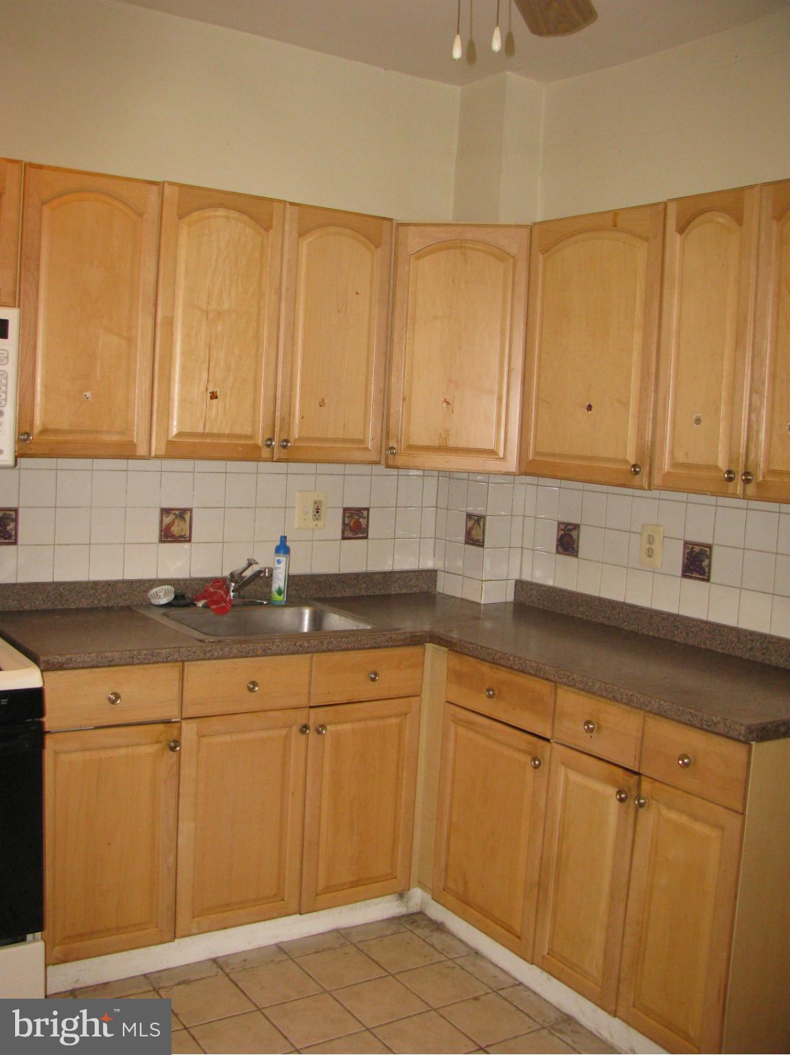 598 Park Road Northwest Washington, DC 20010 - Photo 7 of 23 Kitchen