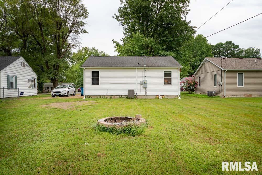 409 Sherry Road Marion, IL 62959 - Photo 13 of 15 Gallery Image 13