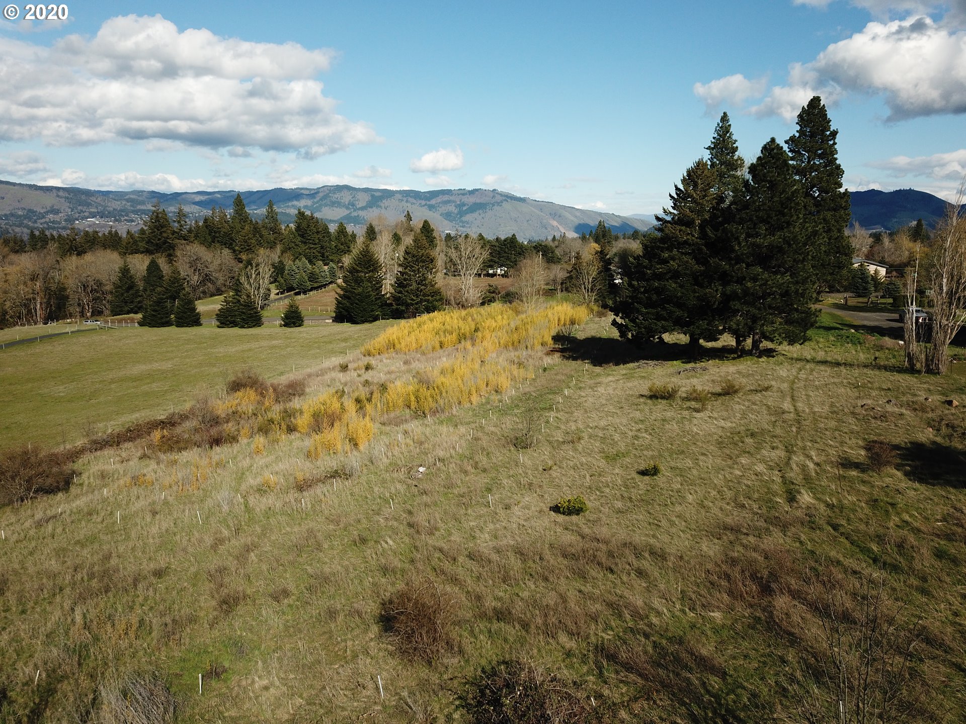 Country Club Road Hood River, OR 97031 - Photo 10 of 11 Gallery Image 10