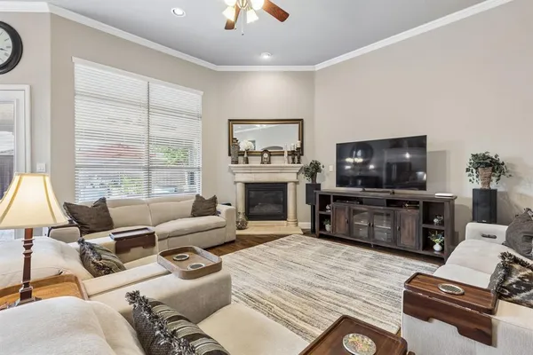 $874,900 | 1101 Cir J Trail, Prosper, TX 75078