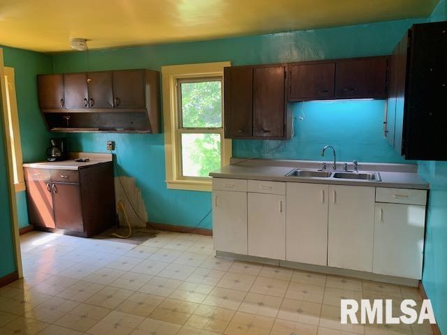 617 North Wesley Street Springfield, IL 62702 - Photo 5 of 12