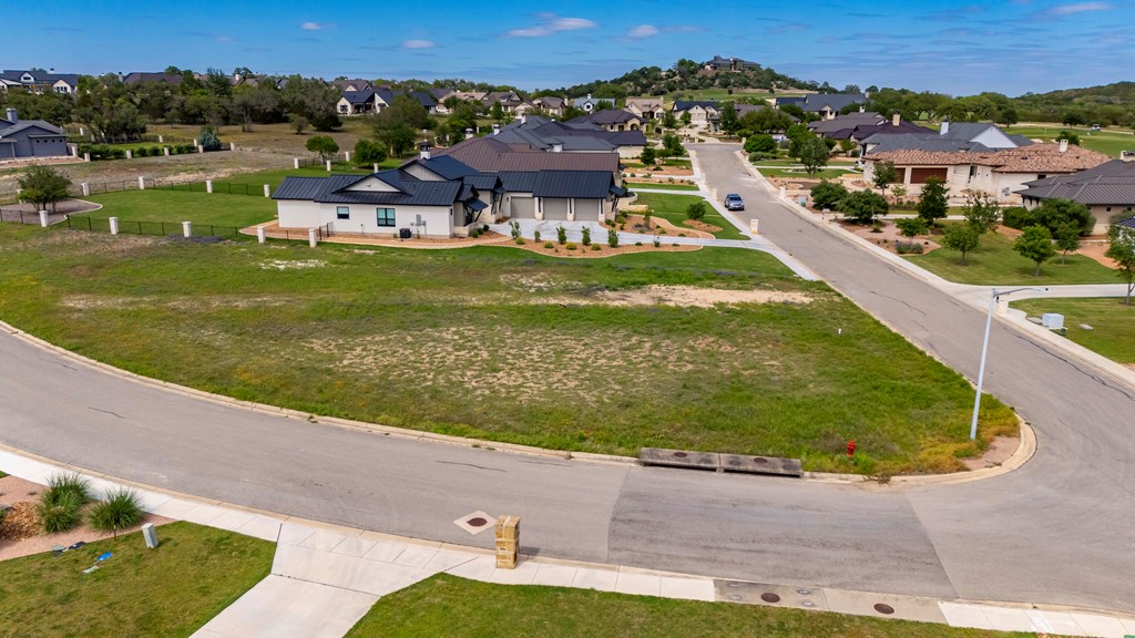 1024 Pinnacle View Drive Kerrville, TX 78028 - Photo 5 of 19 a view of a city