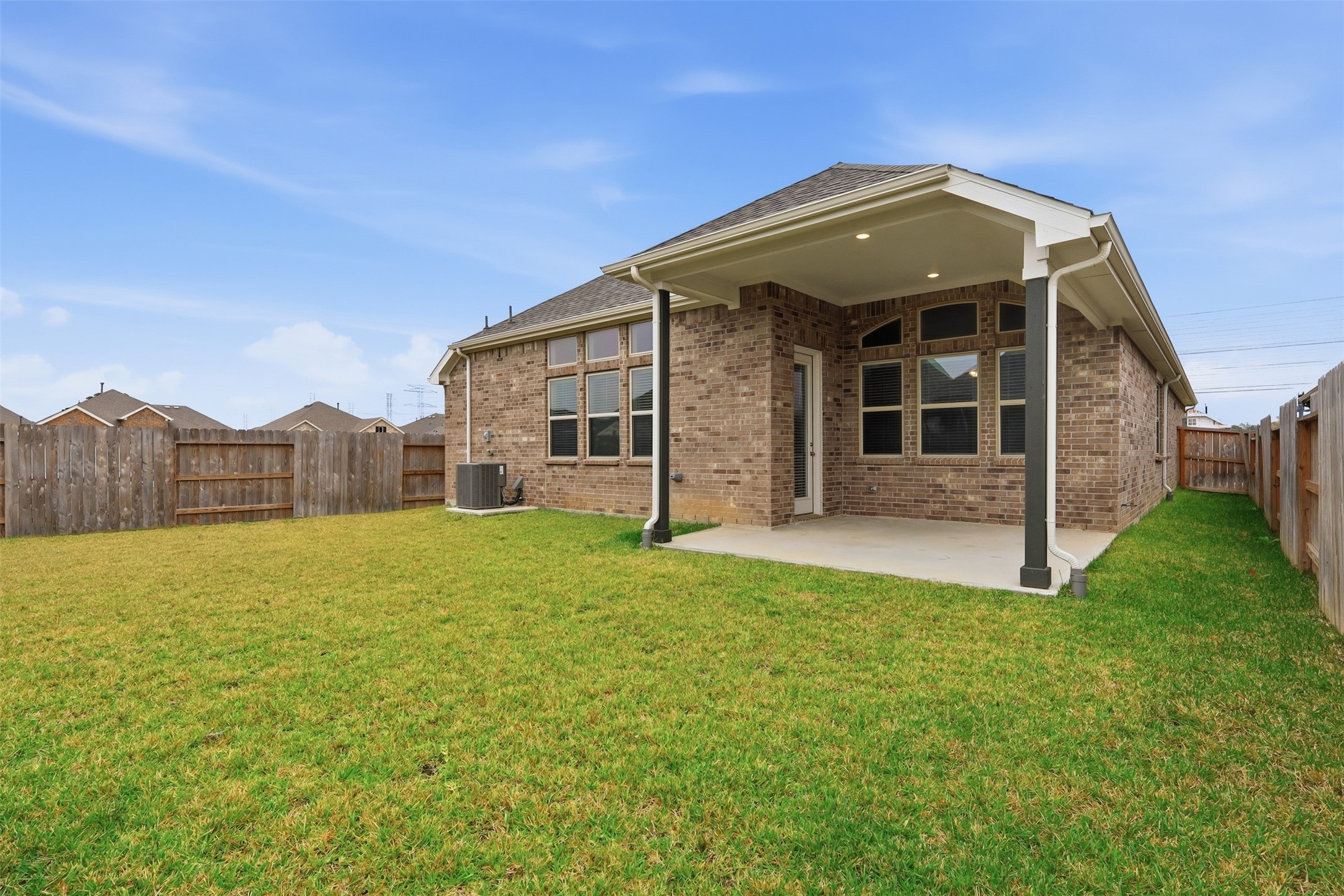 3006 Myrtle Bch Lane League City, TX 77573 - Photo 16 of 21 a front view of a house with garden