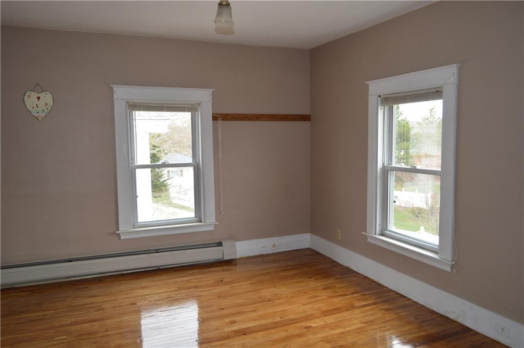 71 Lee Road Lincoln, ME 04457 - Photo 25 of 33 Bedroom