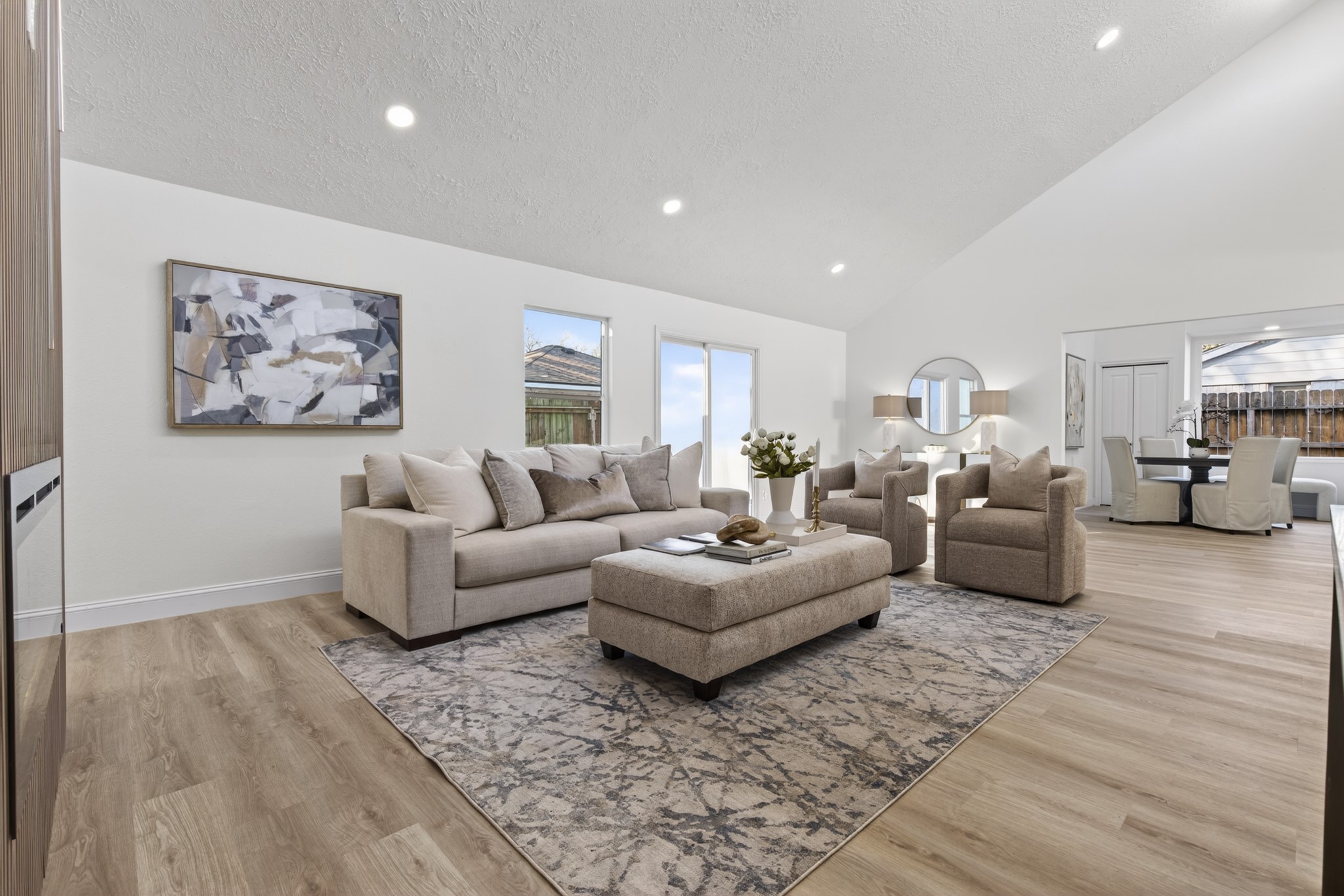 6207 Rollingbrook Drive Houston, TX 77096 - Photo 2 of 44