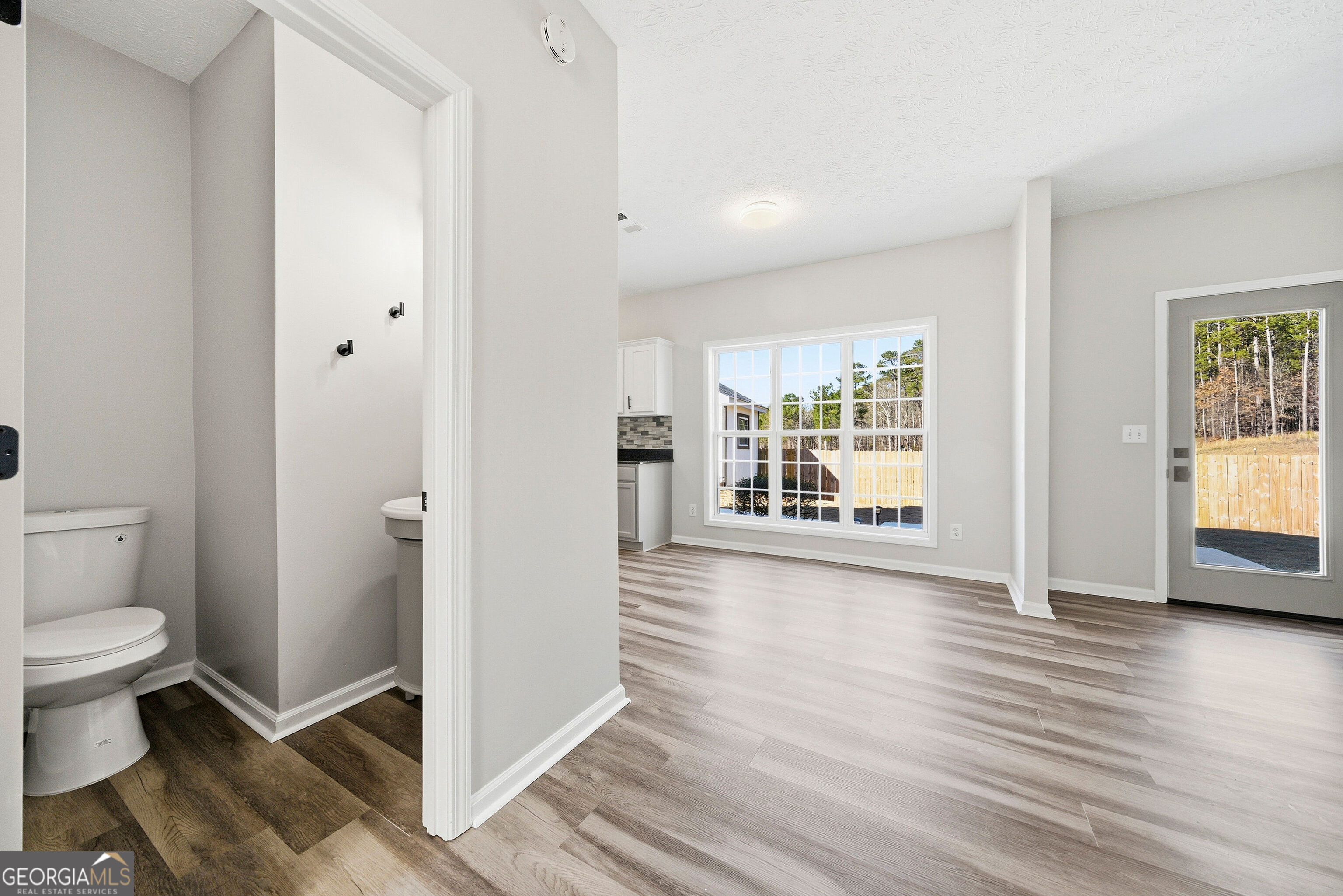 300 Emerald Way Senoia, GA 30276 - Photo 15 of 49