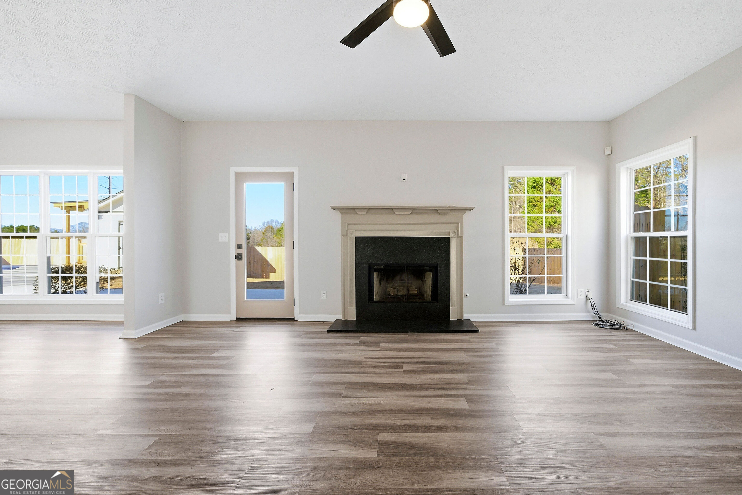 300 Emerald Way Senoia, GA 30276 - Photo 21 of 58