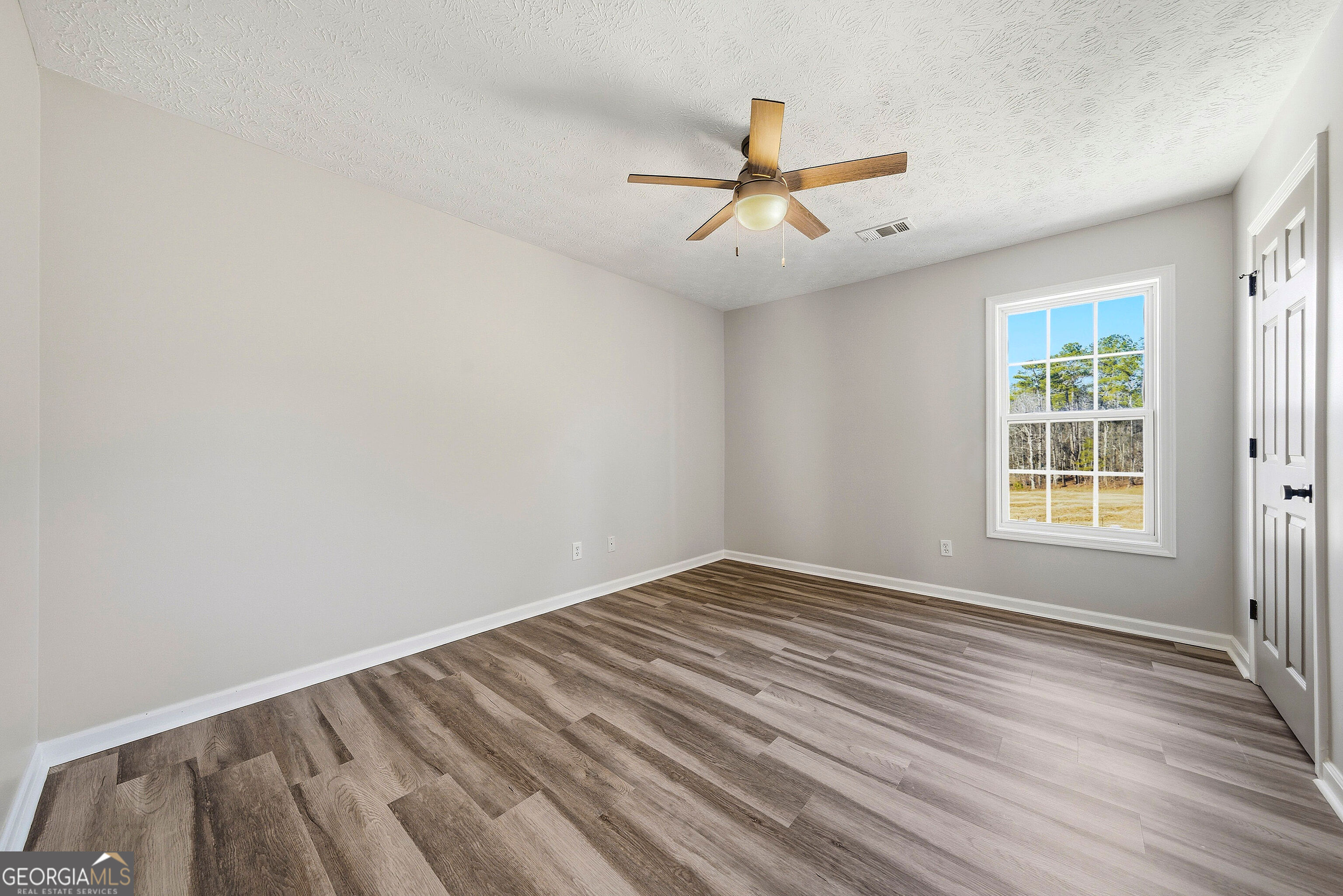 300 Emerald Way Senoia, GA 30276 - Photo 33 of 49