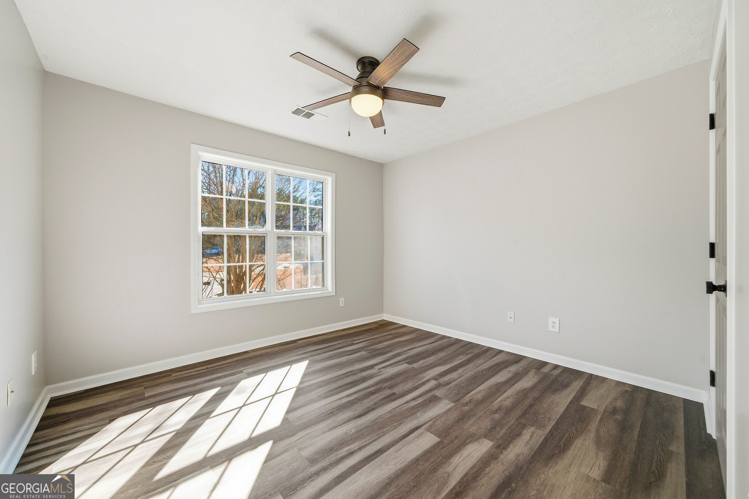 300 Emerald Way Senoia, GA 30276 - Photo 35 of 49