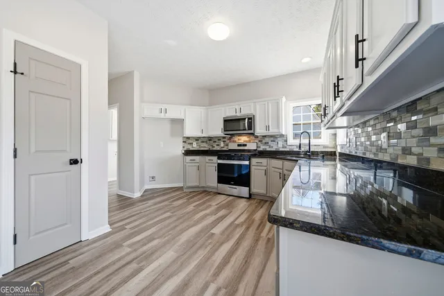 $494,400 | 300 Emerald Way, Senoia, GA 30276