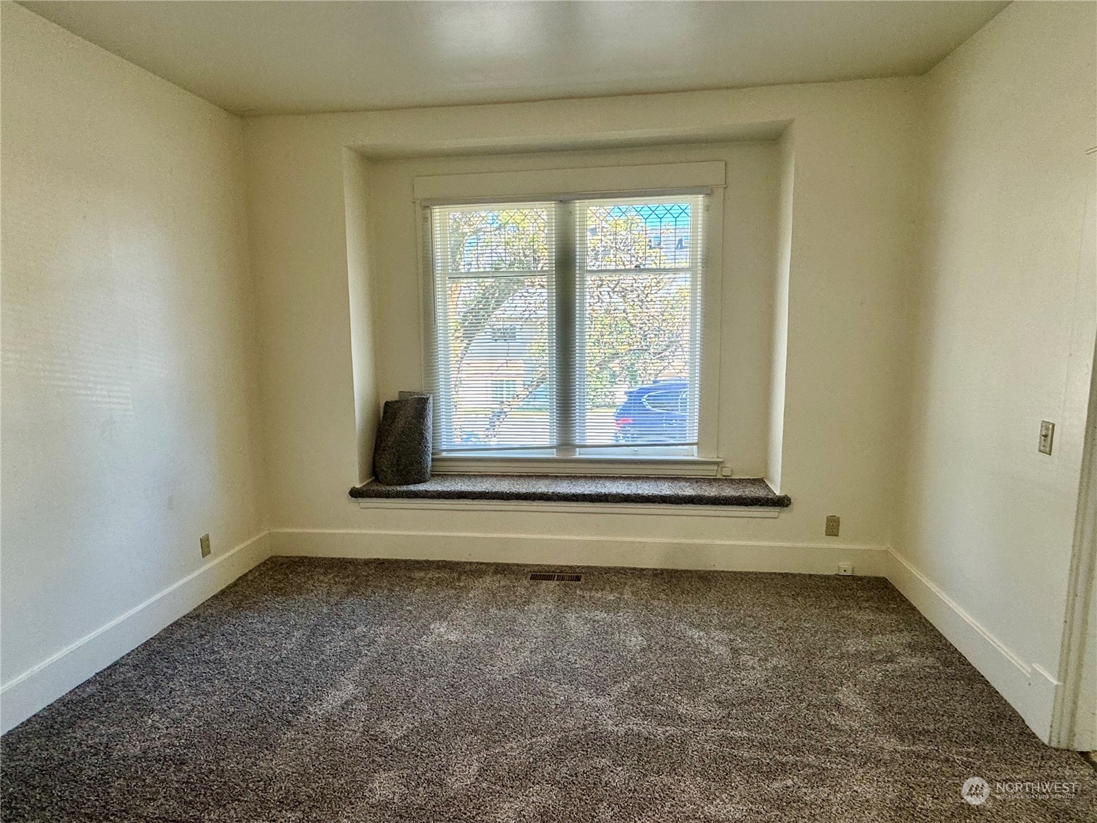 1636 Grant Street Bellingham, WA 98225 - Photo 16 of 33