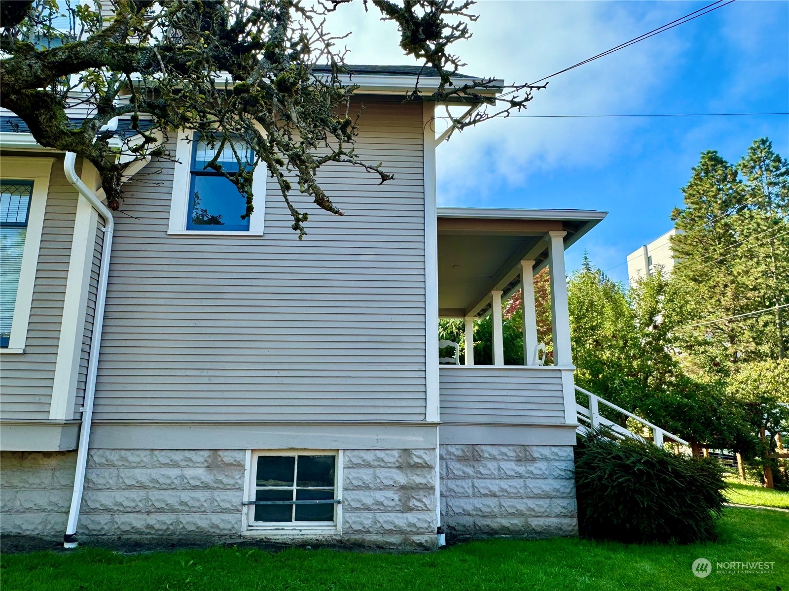 1636 Grant Street Bellingham, WA 98225 - Photo 30 of 33
